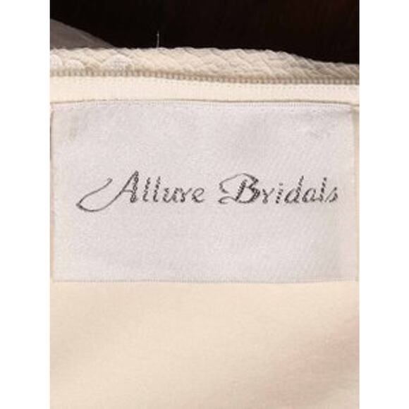 ALLURE BRIDALS C341 Ivory Silver Beading Lace Trumpet Short Sleeve Wedding Dress - Picture 12 of 12